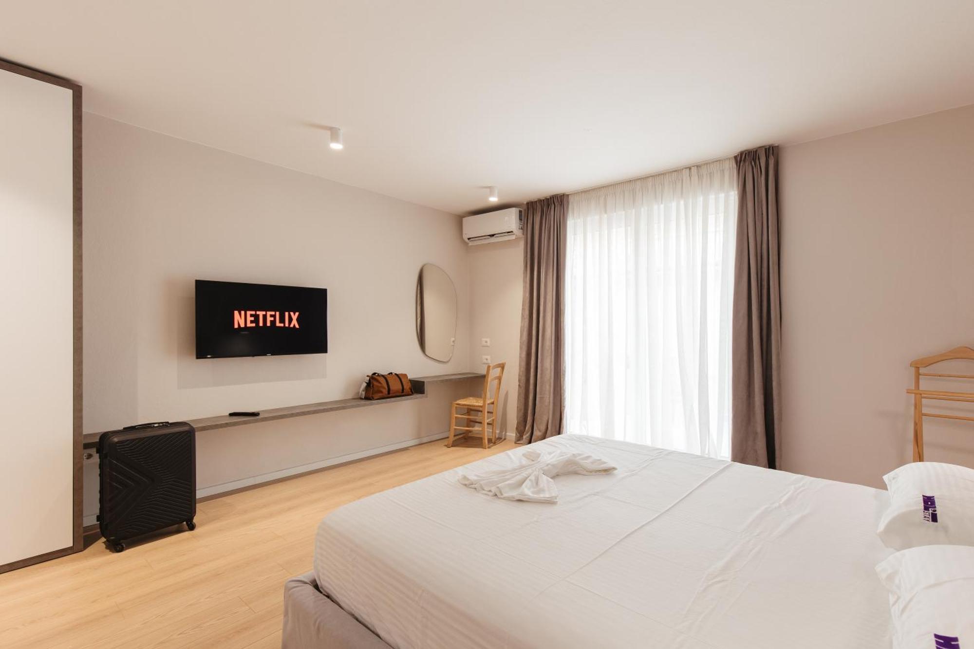 Greygreen By Holistay Appartamento Tirana
